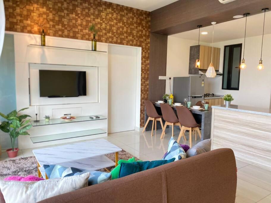 Southkey Mosaic Cozy Suite Netflix 1-4 Pax ยะโฮร์บาห์รู ภายนอก รูปภาพ